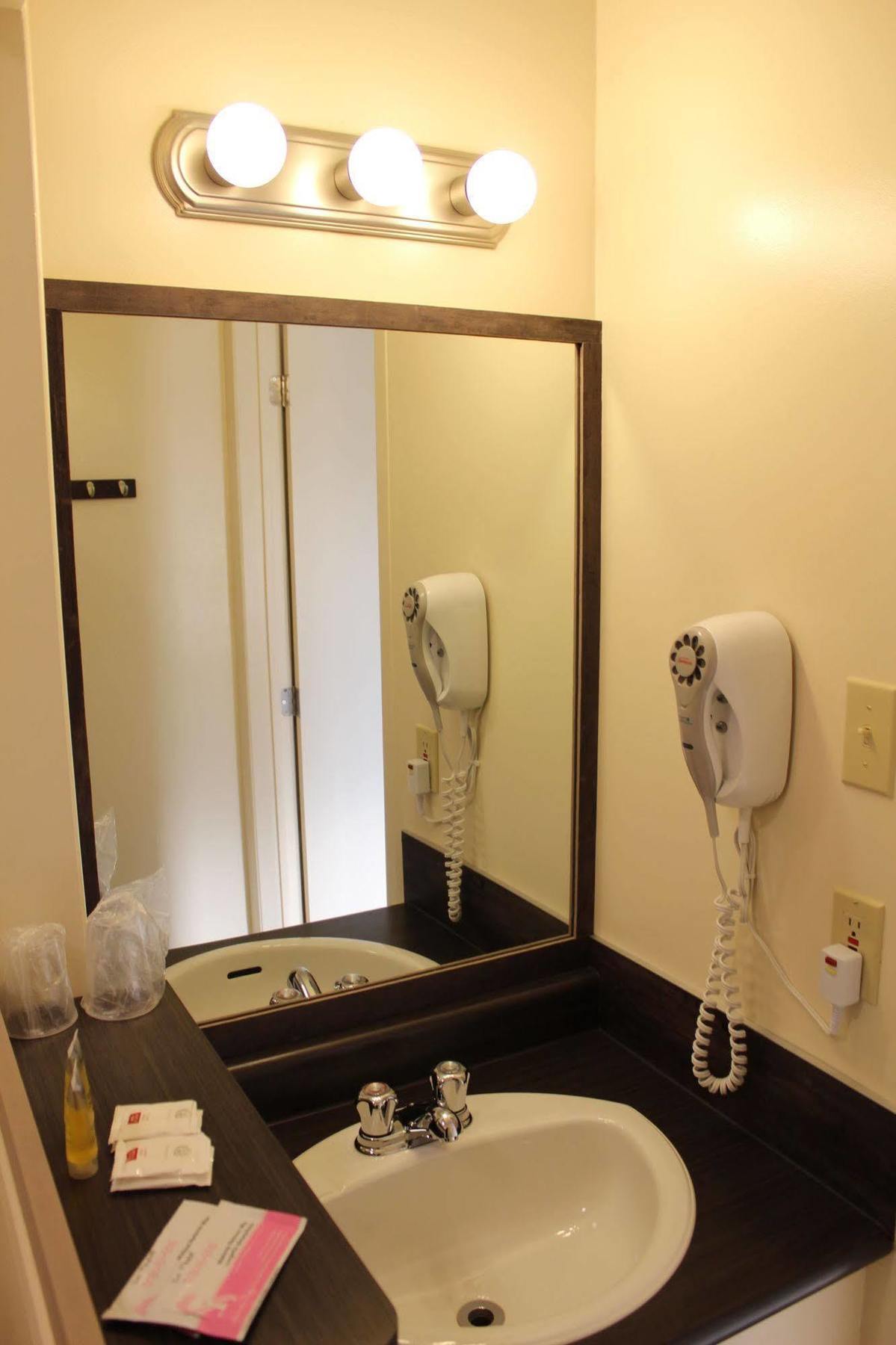 Motel Du Parc Secteur Hull Гатіно Екстер'єр фото